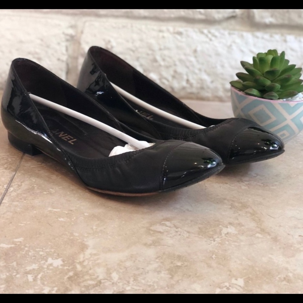 Chanel Black Leather Ballet Flats